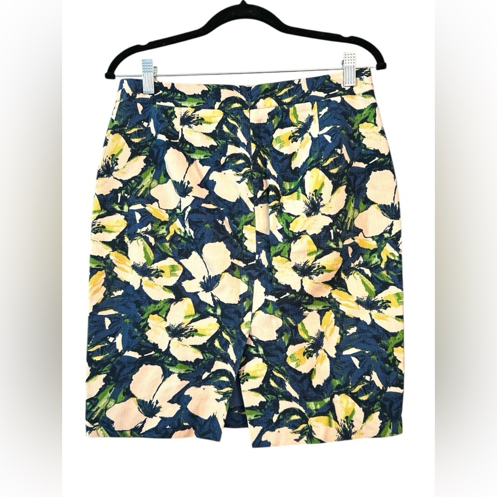 J. Crew Floral Print Women's Skirt - The Pencil Skirt - Picture 4 of 4